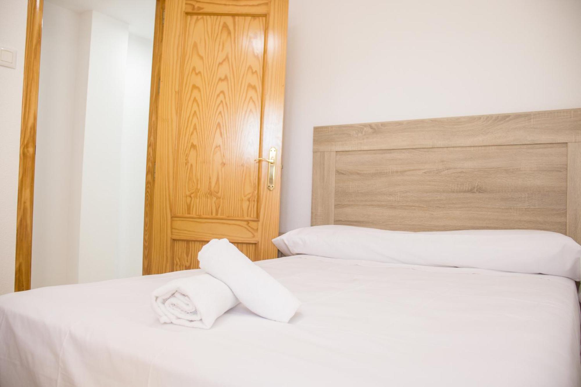 Apartamentos Luna De Aguilas Bagian luar foto